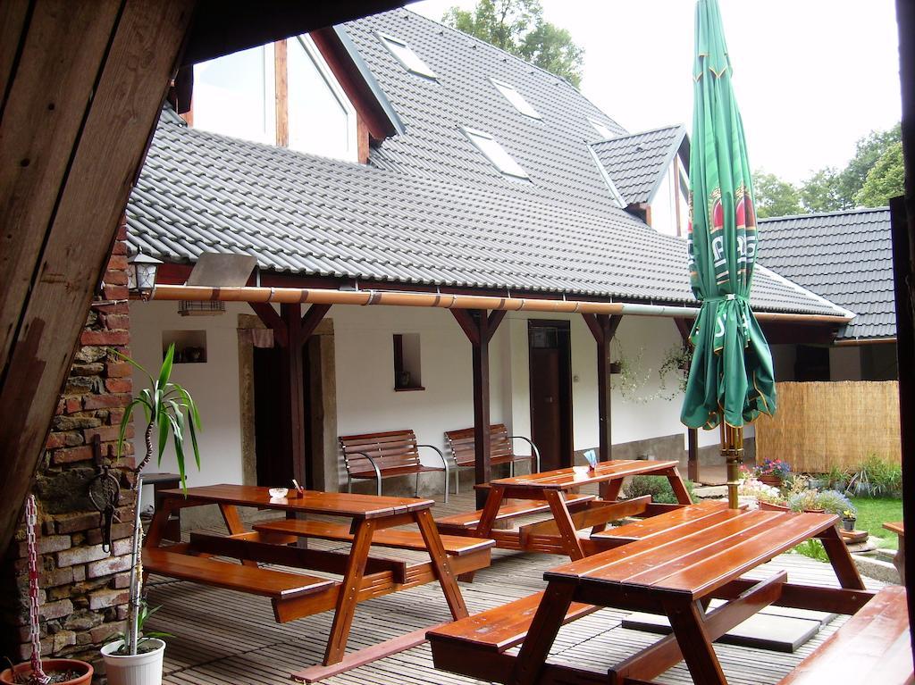 Penzion U dvojice Nove Mesto na Morave Exteriér fotografie
