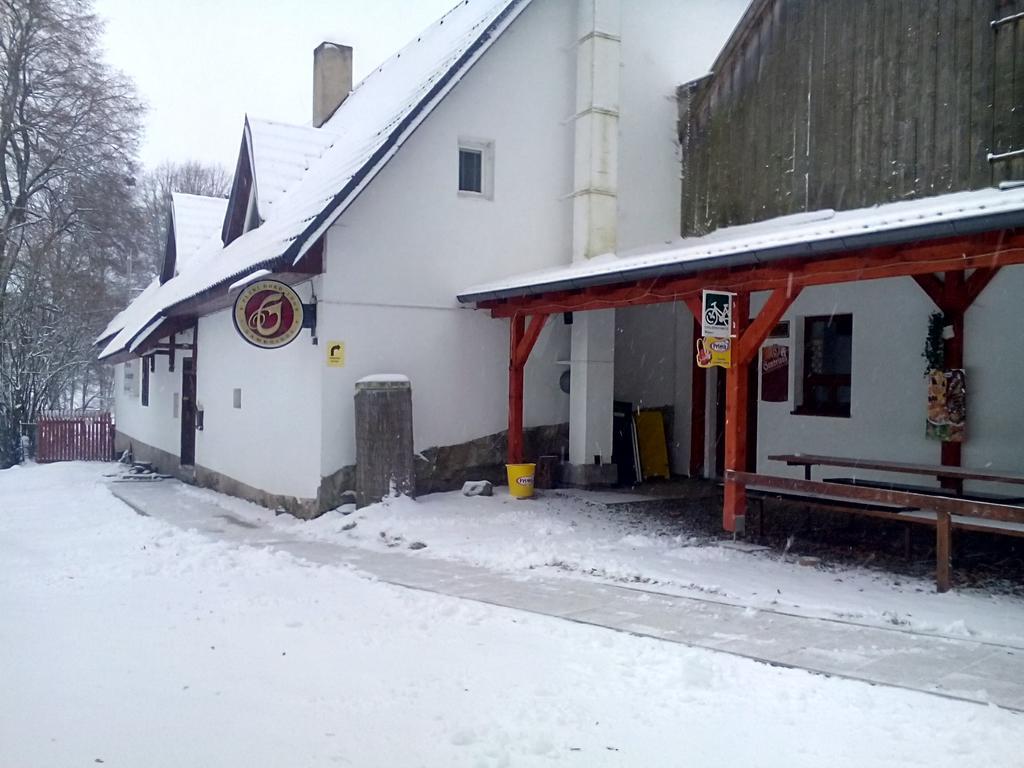 Penzion U dvojice Nove Mesto na Morave Exteriér fotografie