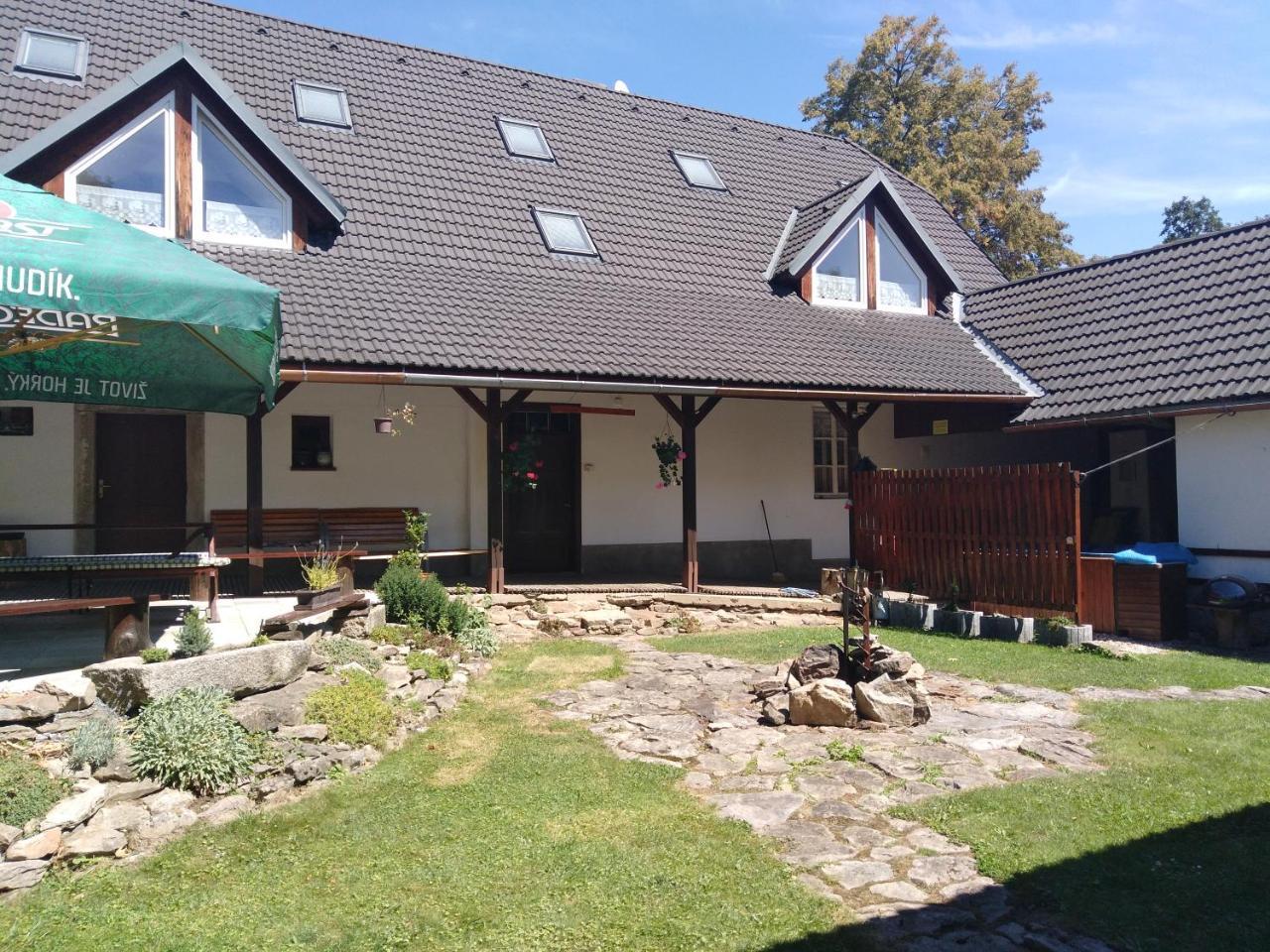 Penzion U dvojice Nove Mesto na Morave Exteriér fotografie
